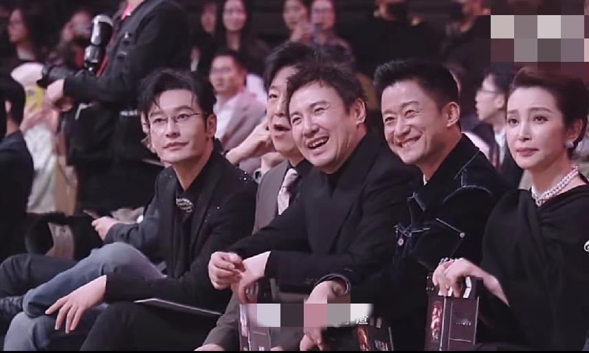 说来也奇怪！黄渤，孙红雷都因为上综艺，在电影圈渐渐失去了观众缘，票房号召力再