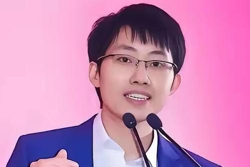 DeepSeek这匹黑马，一夜之间炸翻了创投圈。短短三周，估值从百亿美金翻到