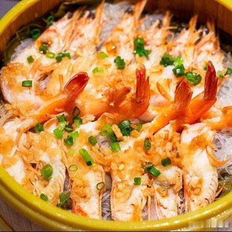 粤菜南天王称机器人做菜没有灵魂粤菜凭何稳居八大菜系之列？从街头小吃到精致宴席，从