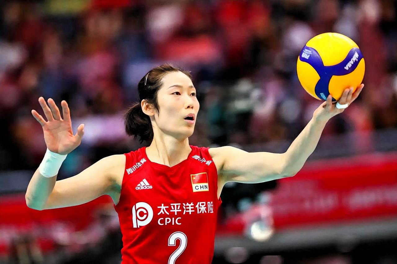 1. 俱乐部合约锁定赛后行程：意甲科内利亚诺俱乐部早已明确，朱婷全运会结束后必须