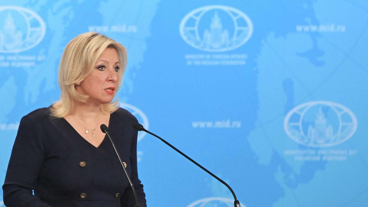 事实再次证明扎哈罗娃的确是地球上语言表达有力最杰出的发言人！当被问及如何看