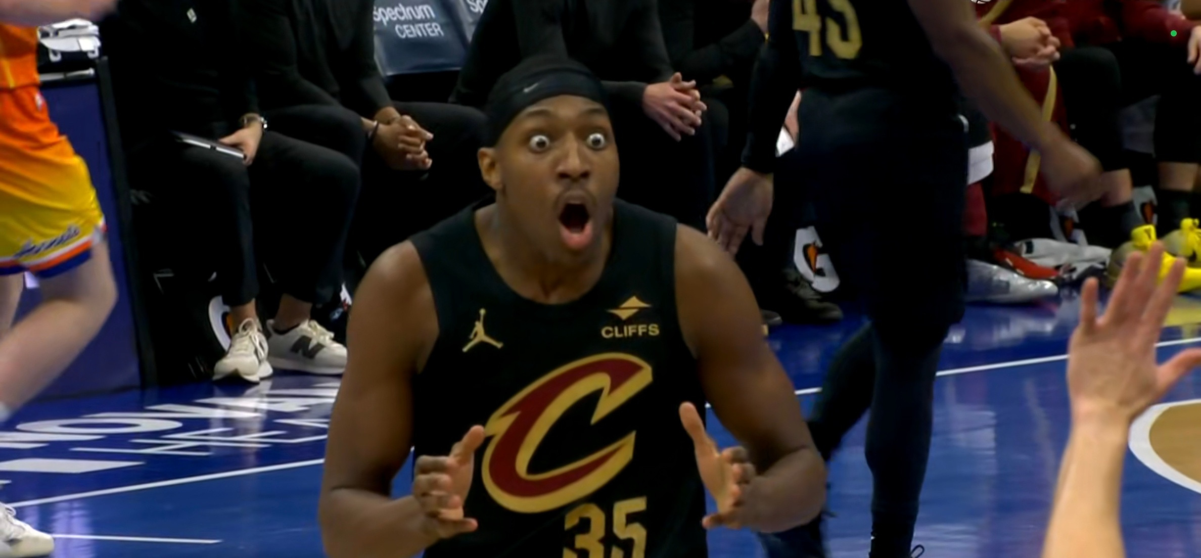 骑士表情包—汤姆林？骑士vs黄蜂