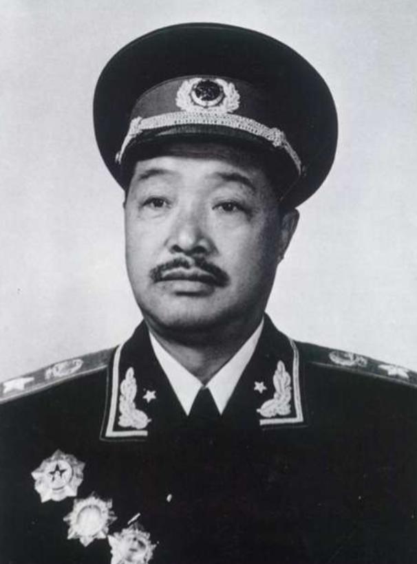 1956年，贺龙作为中国特使访问巴基斯坦，总统邀请他打猎，结果总统打了40多只，