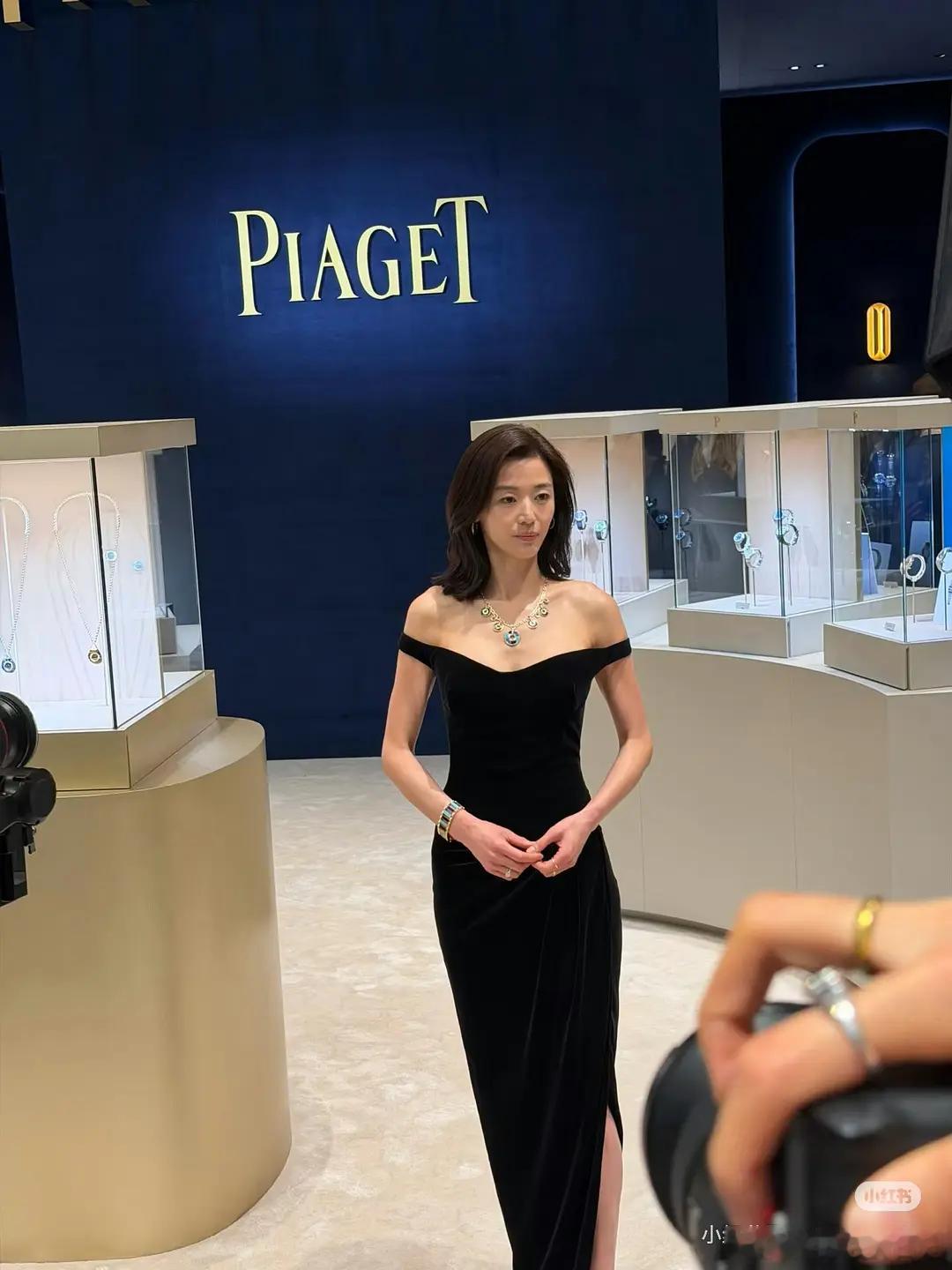 天啊啊全智贤！！怎么瘦成这样了