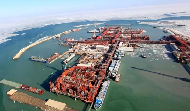 “这回中国可要栽个大跟头，把本全赔光了！”面对中国斥巨资买下卡沙甘油田的独家开采