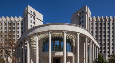 先说咱们黑龙江省内的考生。毕竟哈医大是咱省属的“亲儿子”，在省内投放的名额最多，