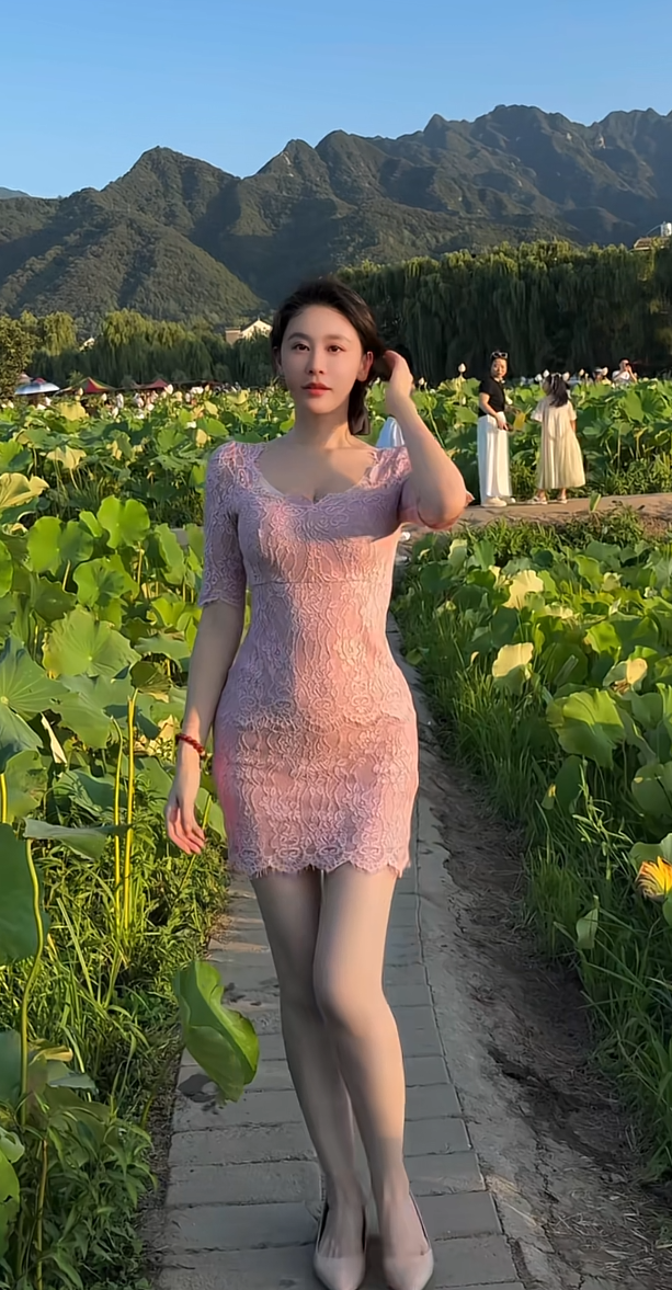 和闺蜜以来来大明湖畔看看风景