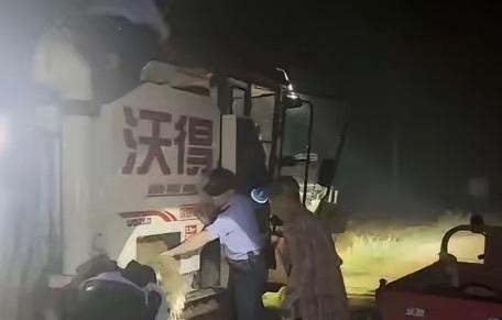 这事儿估计要火到人民日报了！5月24日凌晨1时许，湖北襄阳市东津派出所所长肖
