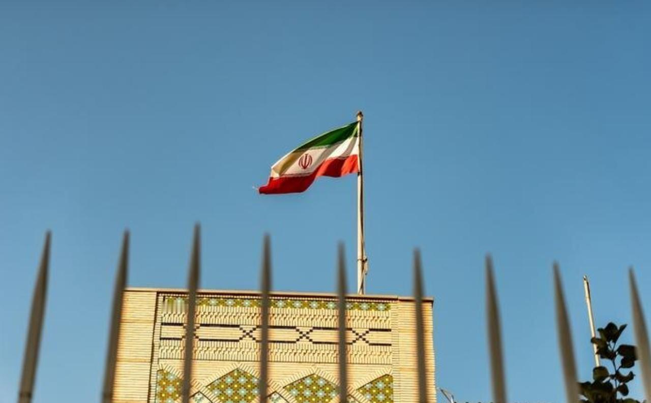 伊朗抗议活动席卷92座城市  伊朗境内大规模抗议活动迅速蔓延至全国27个省