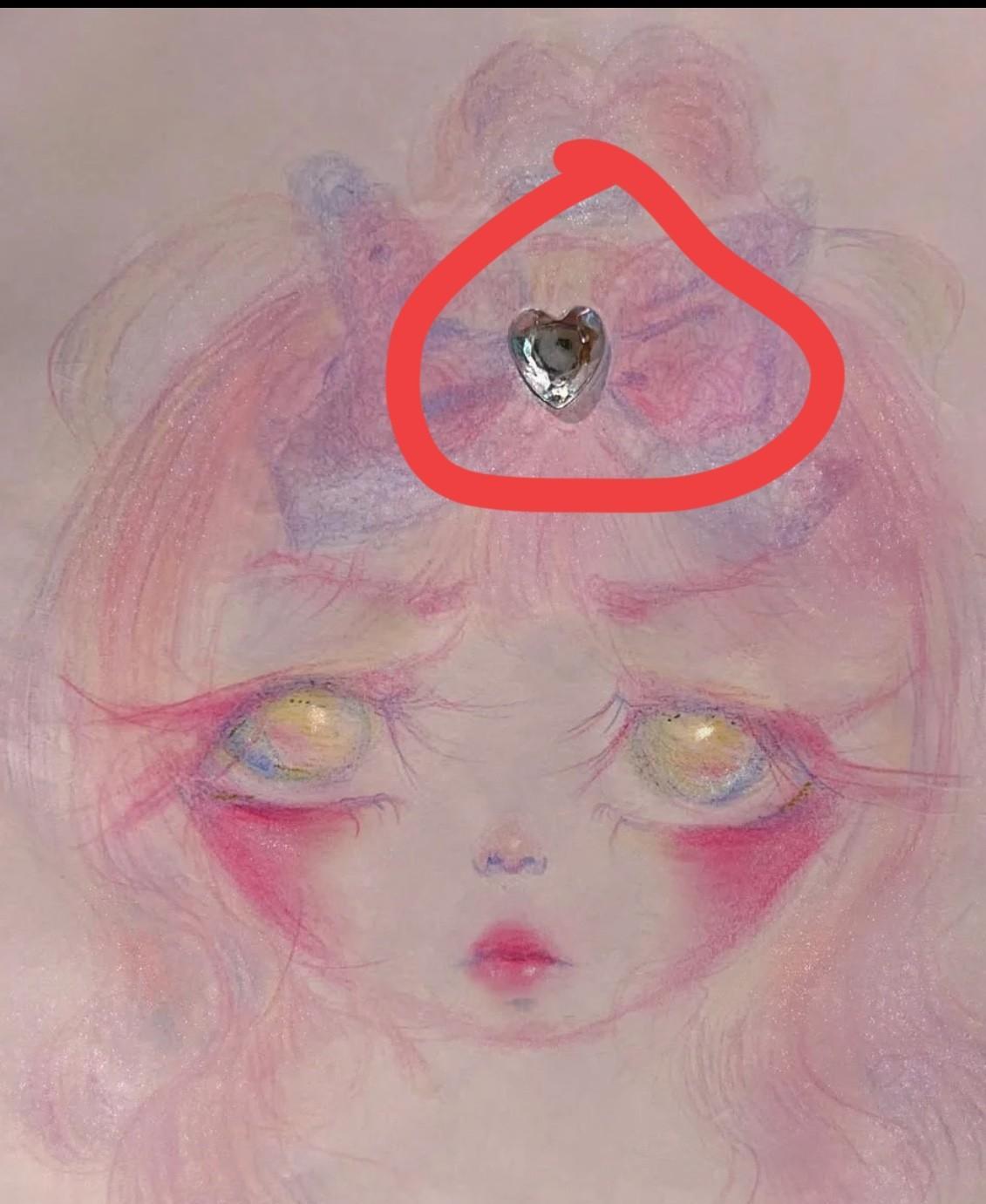 这亮闪闪的原型会不会是lily的姨妈大s的珠宝啊？今天lily晒出几幅新作！其