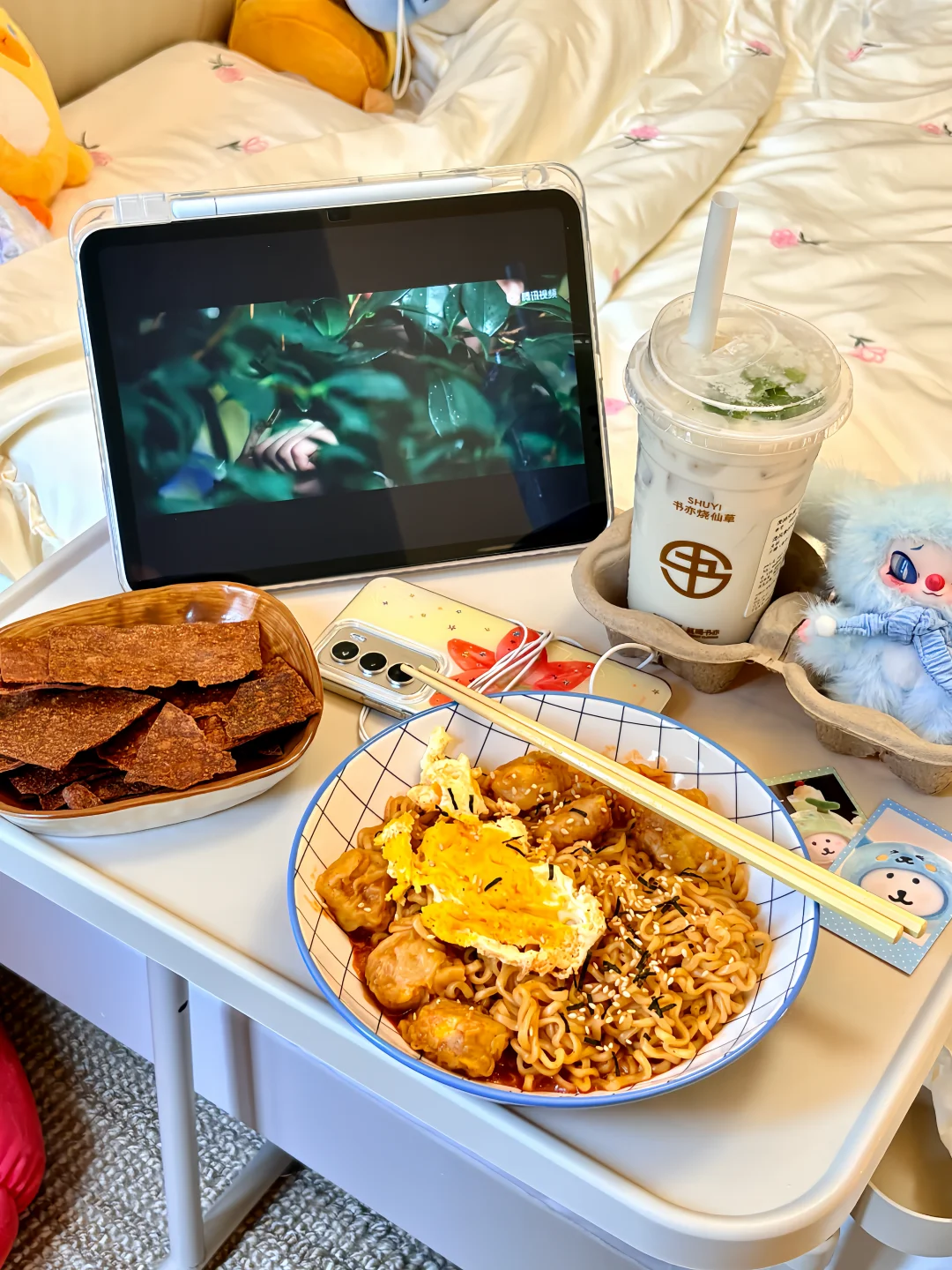 🧋40℃ 馄饨火鸡面 奶茶