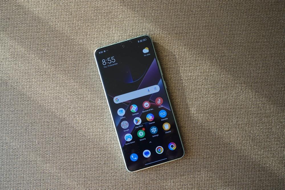 【REDMIK90至尊版搭载主动散热风扇】今年年中，REDMI将会推出K90至