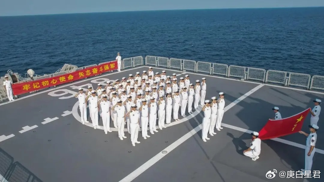 新加坡专家：不许笑话美航母生锈，中国农村兵太多，很难操控军舰在海上晃悠了286天