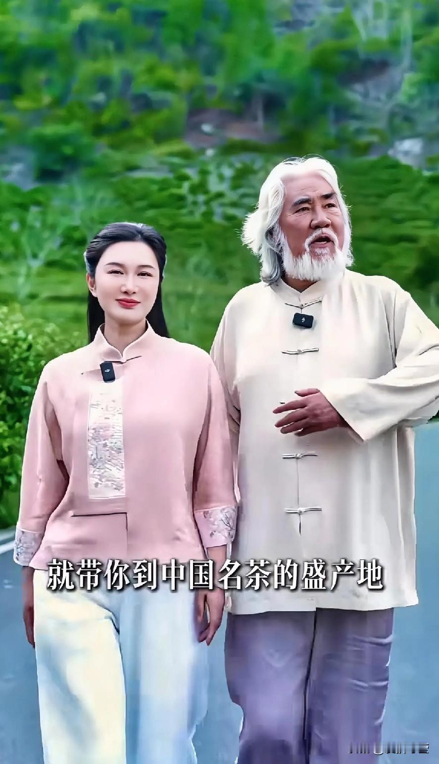 秋日生活打卡季看看张纪中和杜星霖这对老夫少妻，婚后生了四个孩子，七十多岁的张纪中