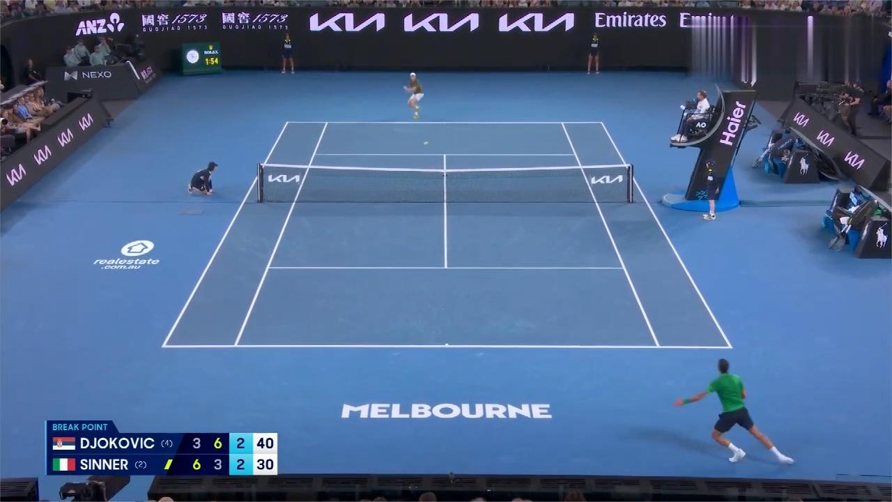 经典对决！德约科维奇3-2绝杀辛纳挺进澳网决赛