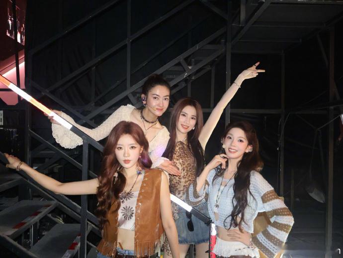 乘风2026者来女淘汰张慧雯天塌了张慧雯原谅我昨天的失态者来女浪姐二公淘汰我意难