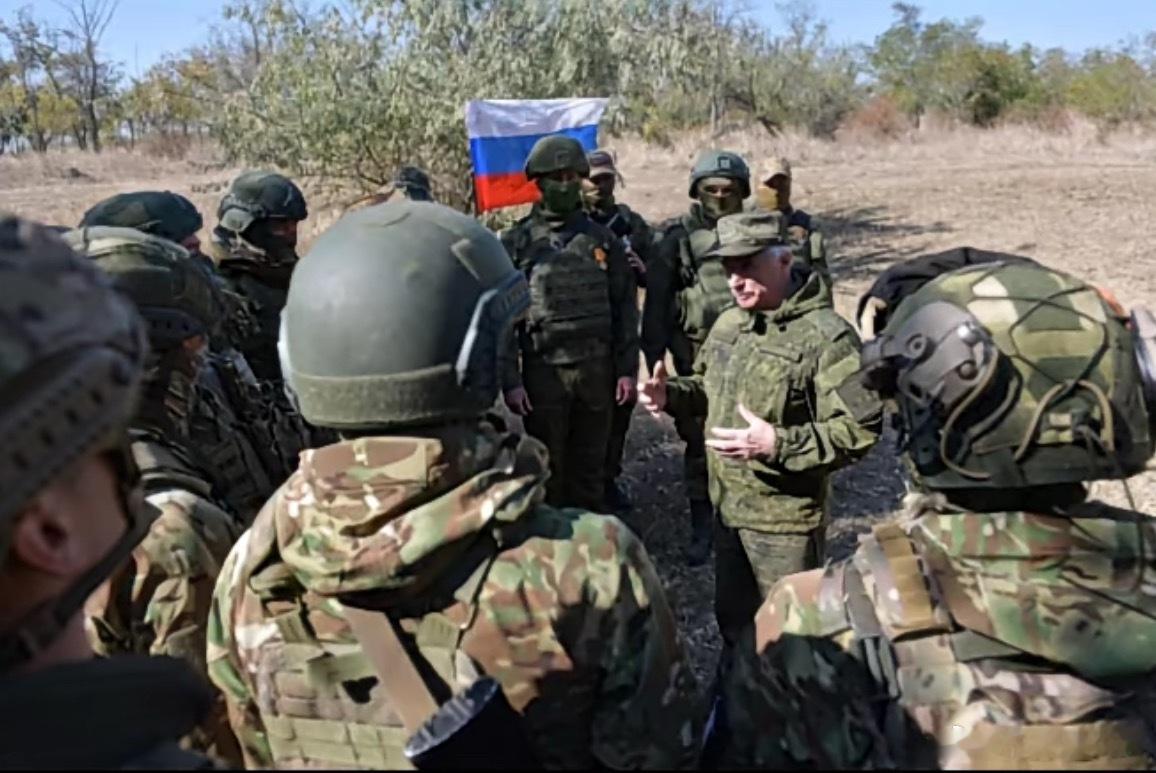 付款或上战场。俄罗斯军队正在出售“免死权”价高者保命目前在扎波罗热前线，俄罗斯军