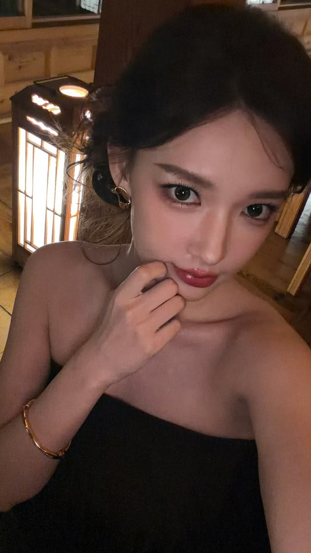 程潇此女怎么可以美成这样超级无敌爆炸美，好好休息一下