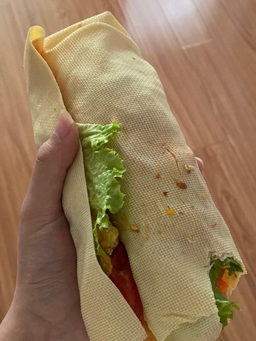 当想减肥又怕自己饿着时[捂脸哭]​​​