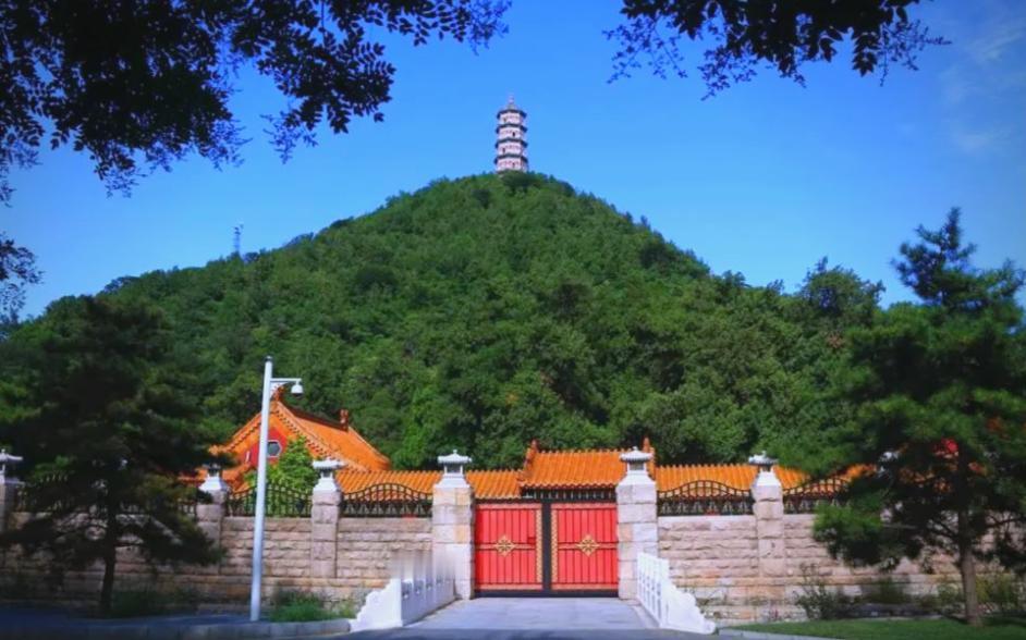 北京两大禁地，中南海办公，玉泉山休憩。比中南海更神秘的玉泉山，始于金代，距今80