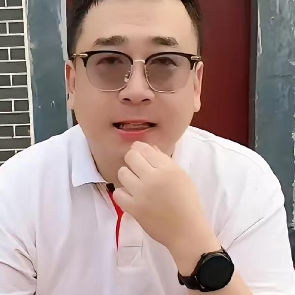 云昊最新动态来了！他和徐某人的事终于结案，京北两位叔叔还专程坐飞机去江西，把结案