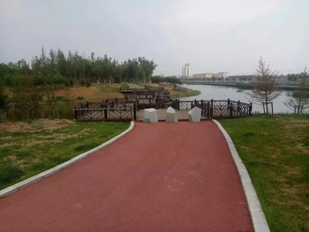 一定要和"旺"你的人在一起———"旺"你的人不会消耗你的情绪，也不会打压你