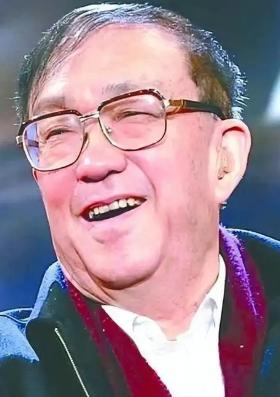 著名导演谢晋一家六口，到2023年底全部离世了。更让人心寒的是，一共养育四个子女