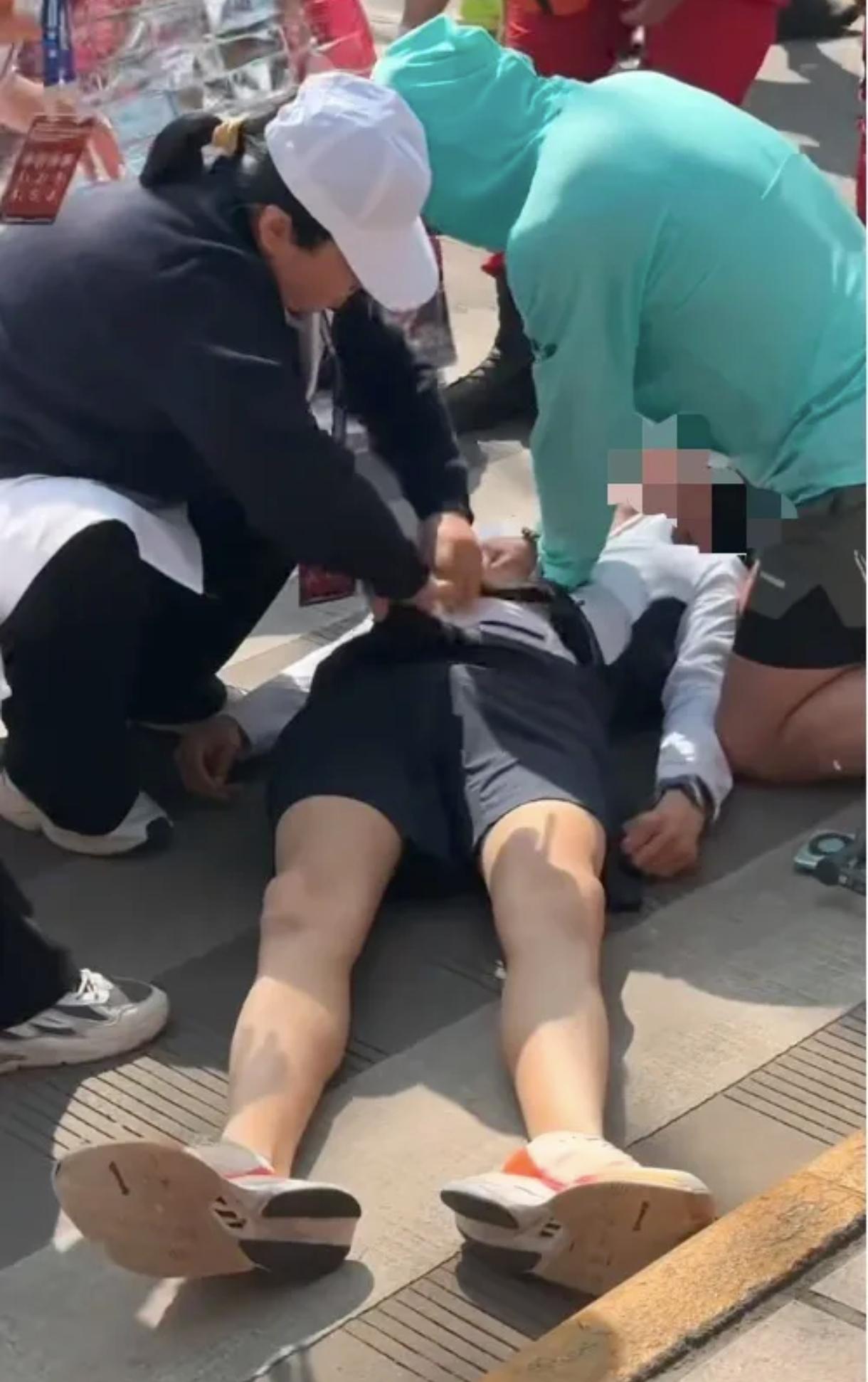 全体跑者警惕！半马比全马更危险！2026年4月，西北杨凌马拉松赛场，一名选