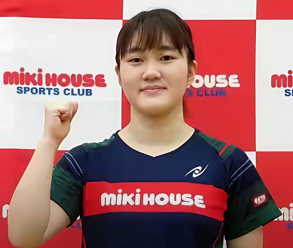 大藤沙月夺冠应是十拿九稳！太原常规挑战赛决赛是在大藤沙月与佐藤瞳之间进行，两人有