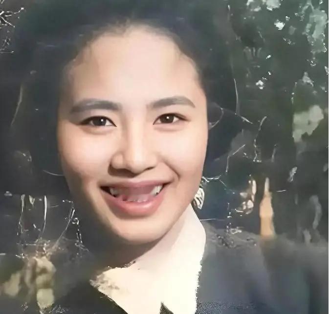1974年陈毅夫人张茜病重弥留之际，把三个儿子叫到病床前，当众撂下一句硬话：“妹