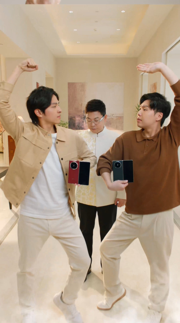 来了来了，终于来啦，万众瞩目的华为MateX7来了，这次依然是余总爆料，发布时