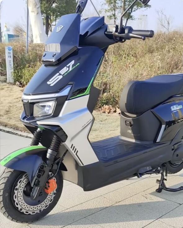 3500-4500元电动车，绿源S37GT和雅迪龙霆到底该冲哪个还是老规矩