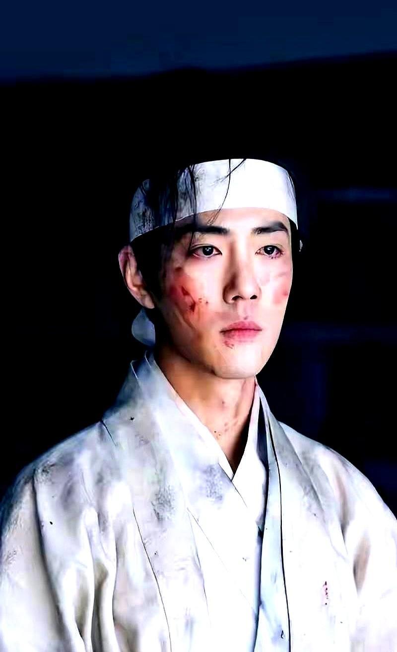 韩国怕是没想到过，年仅34岁的中国艺人肖战，竟能凭一部《藏海传》直接霸占韩国