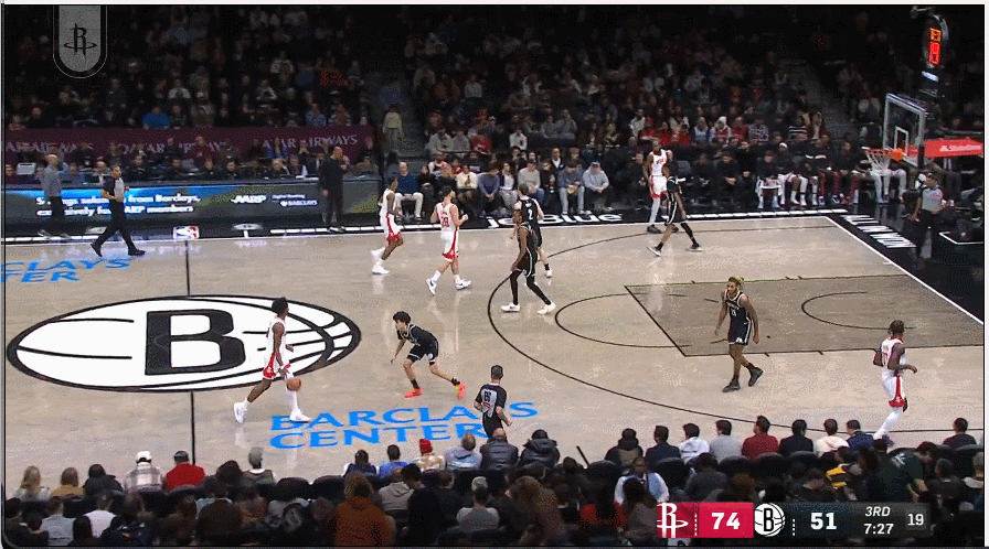 十星级难度……空中漫步致敬乔丹！阿门这个球难度太大了，这是天花板级别的身体素质