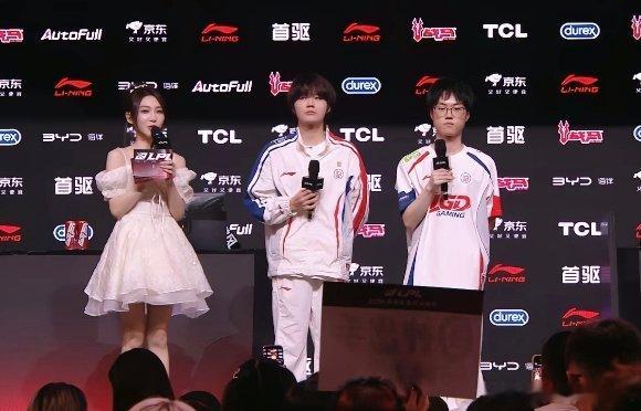 LGD中单Tangyuan接受赛后采访！Tangyuan：IG里面有一个对我来说