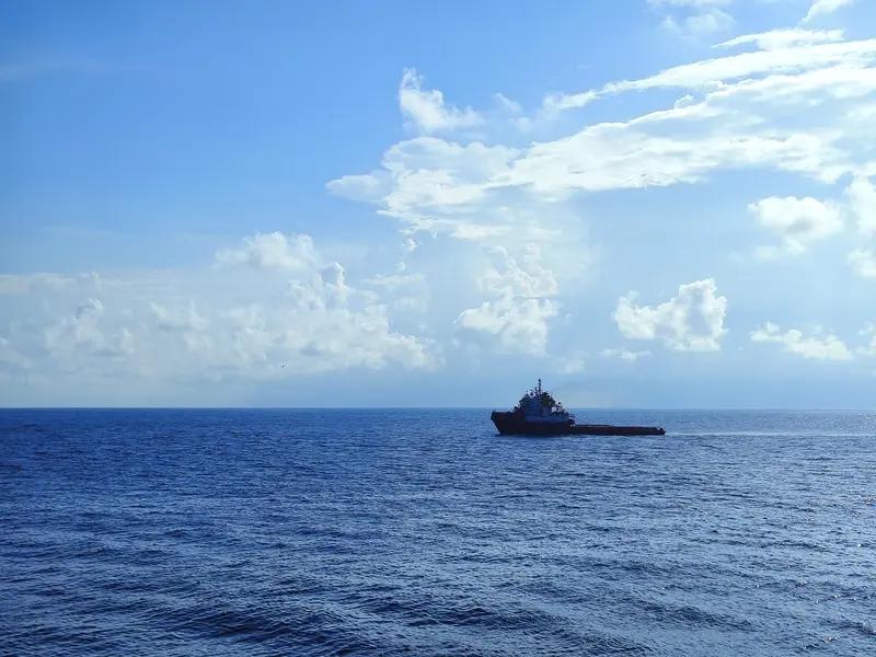 菲律宾问：哥，演练还继续吗？日本说：听哥的。美国：安静等着。一句话道尽小国在