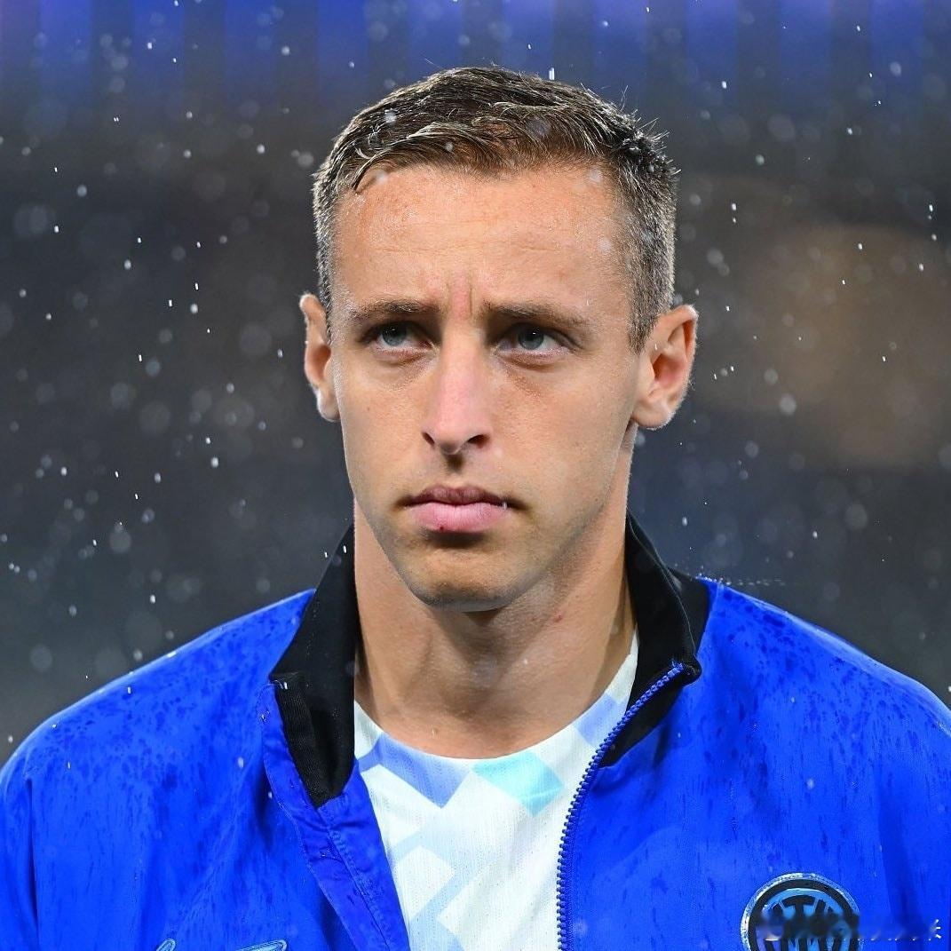 马里：国际米兰不愿在没有强制买断条款的情况下，将弗拉泰西以租借的方式送到意大利国