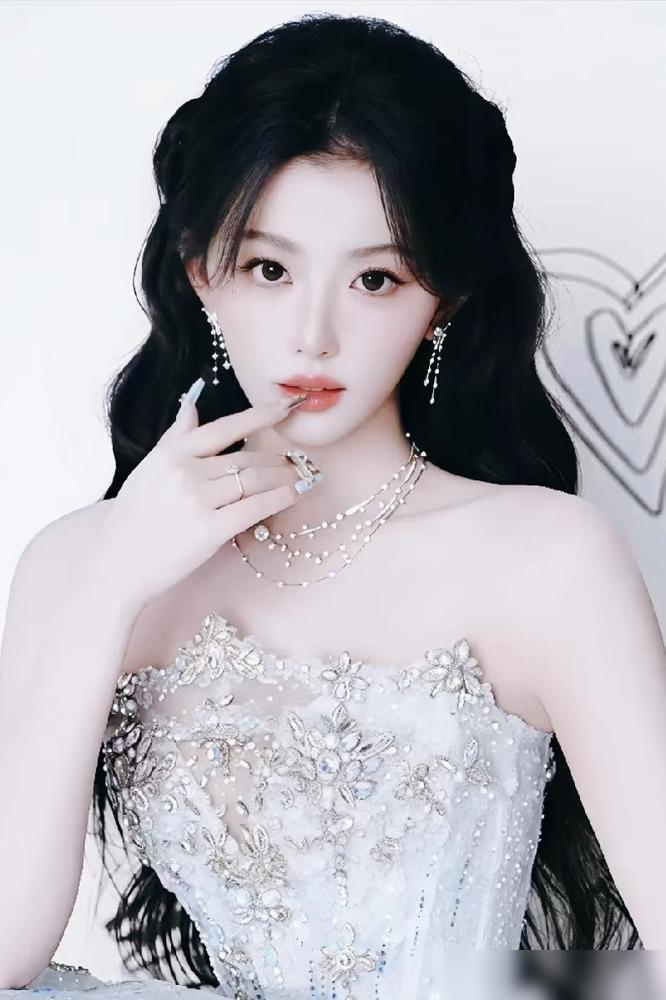 《琢玉》刚要冲热度，全集资源就泄露了，这事真够糟心。孔雪儿这次演的俞浅浅，