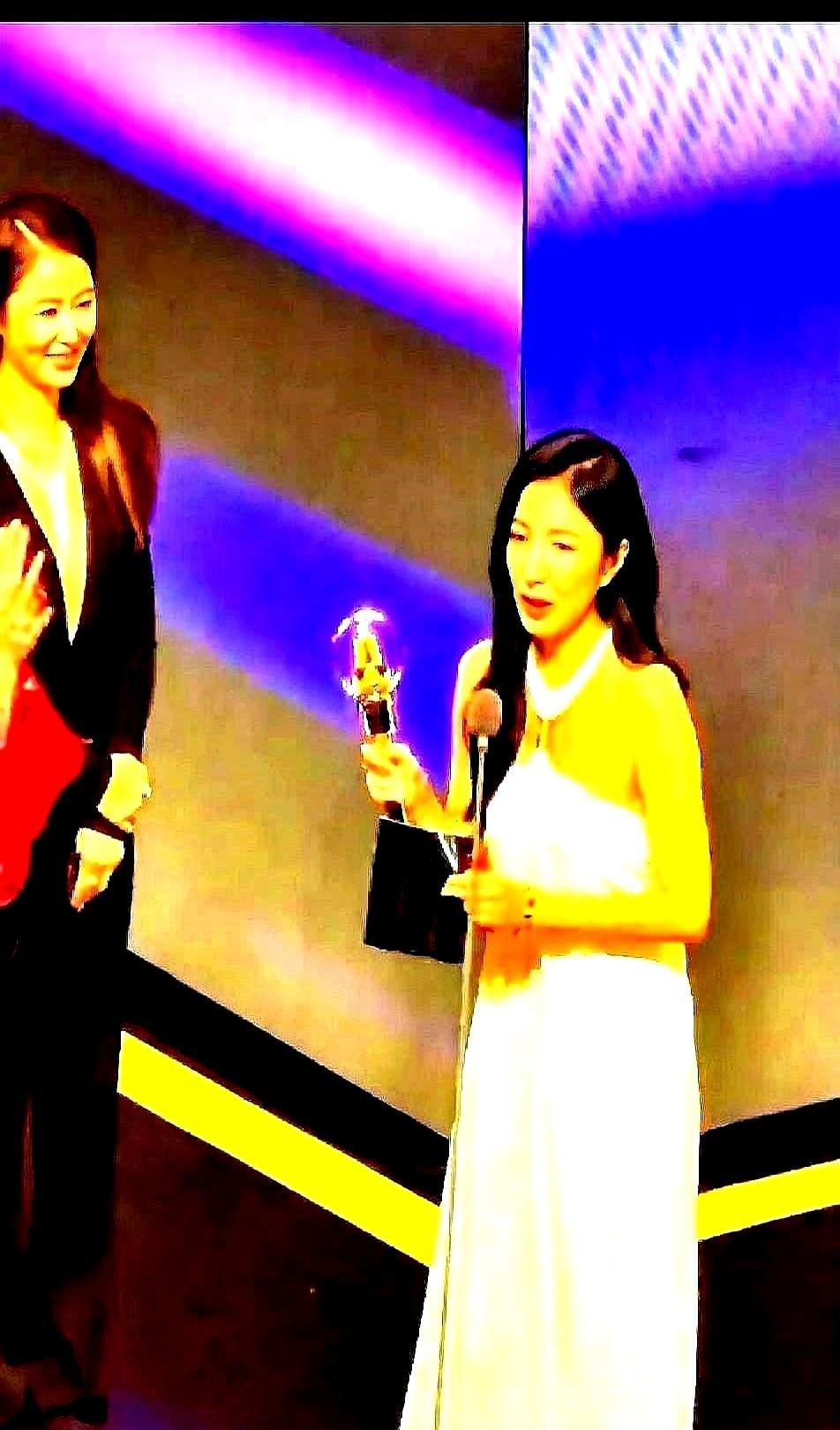 明星不靠演了，靠操盘。林心如拍剧自己当老板，赵丽颖卖版权赚得比片酬多十倍。陈