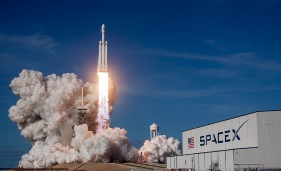 SpaceX首次送入有效载荷SpaceX星舰第13次试飞圆满收官🚀本次任务实现