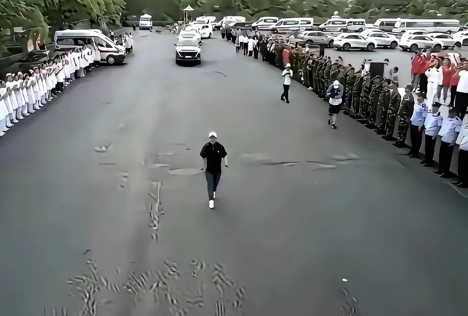 这是要去开疆拓土？感觉已经万事俱备了，望凯旋归来！！