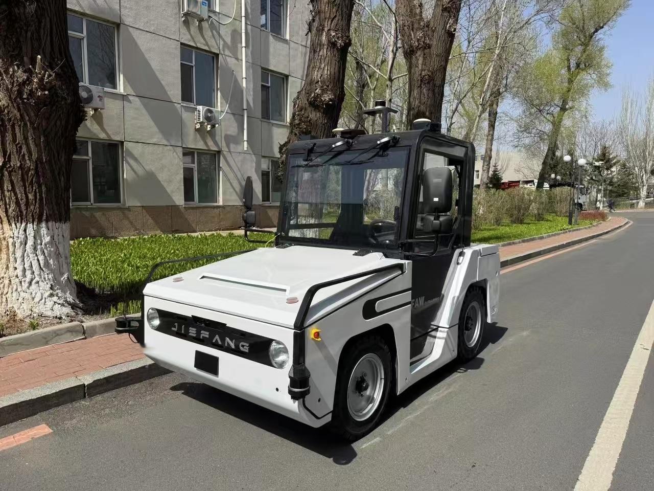 一汽解放近日，一汽解放全自主无人驾驶技术实现跨越性突破——L4级厂区物流无人车