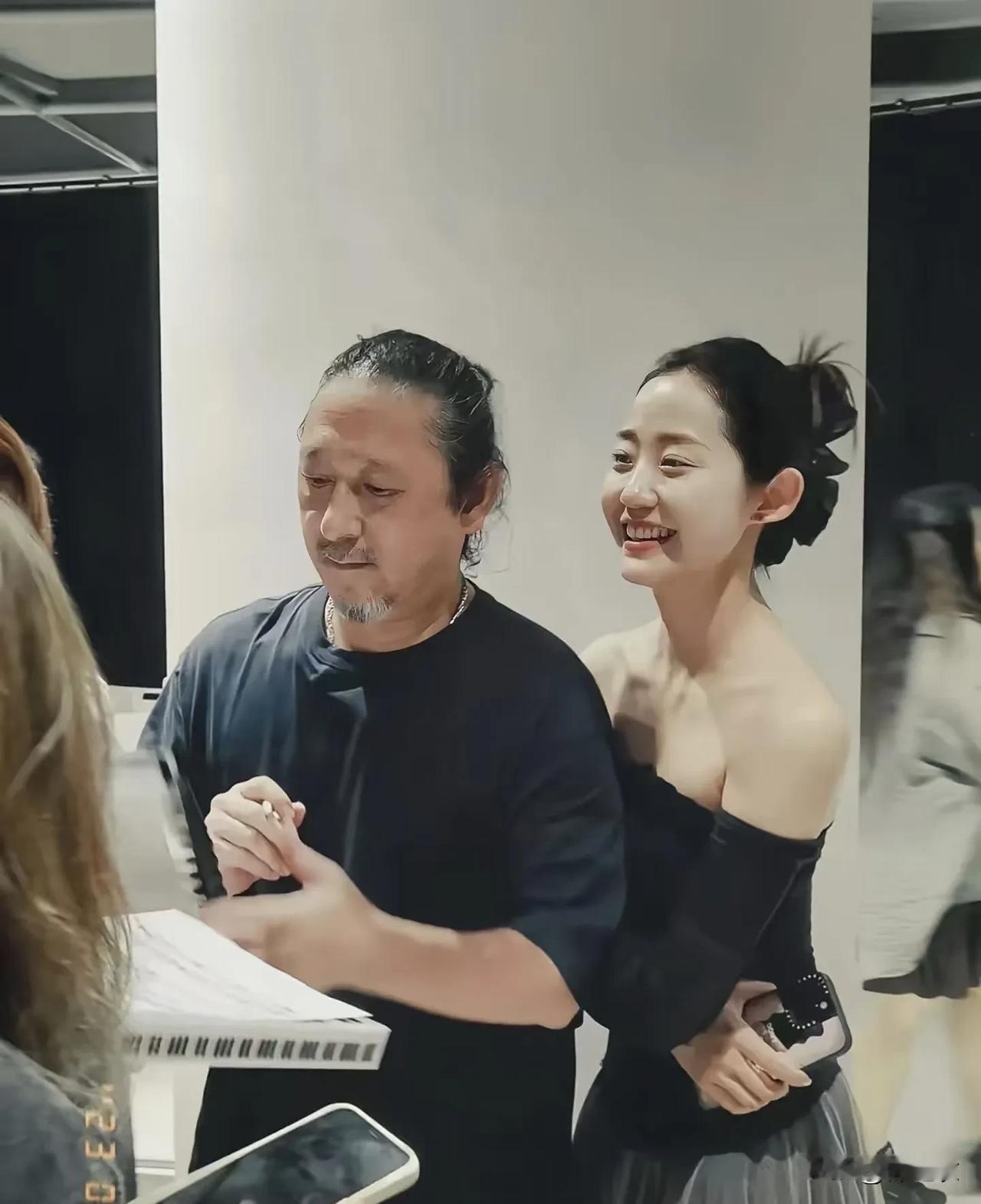 万千惠和三宝这段感情的矛盾，更多我倒感觉是三宝的不对，毕竟他年纪大，实力强，特