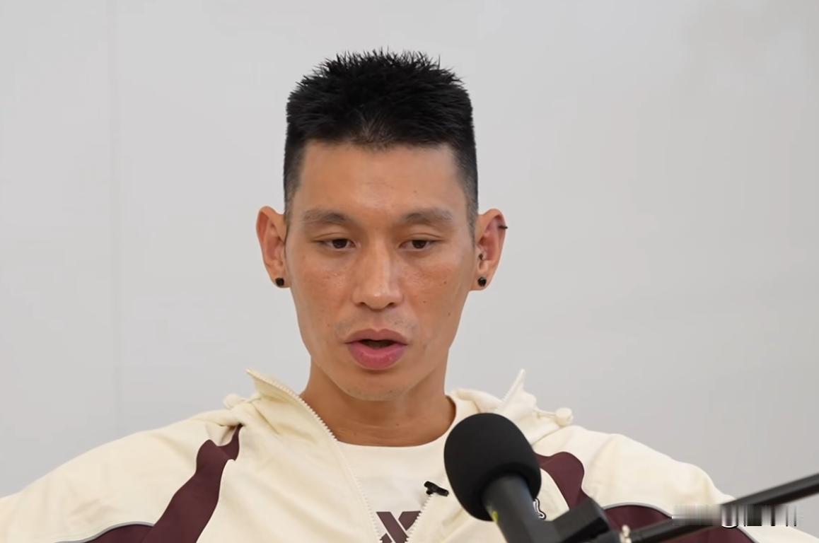 林书豪谈布伦森：“对，我看到了，布伦森总决赛G1的球衣，拍卖了102万美元的