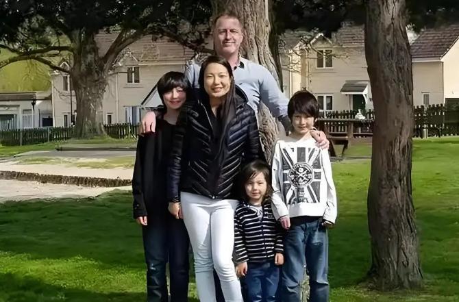 33岁中国外卖员在伦敦送餐，被69岁英国亿万富豪看中：怀上孩子，我就娶你！“你要