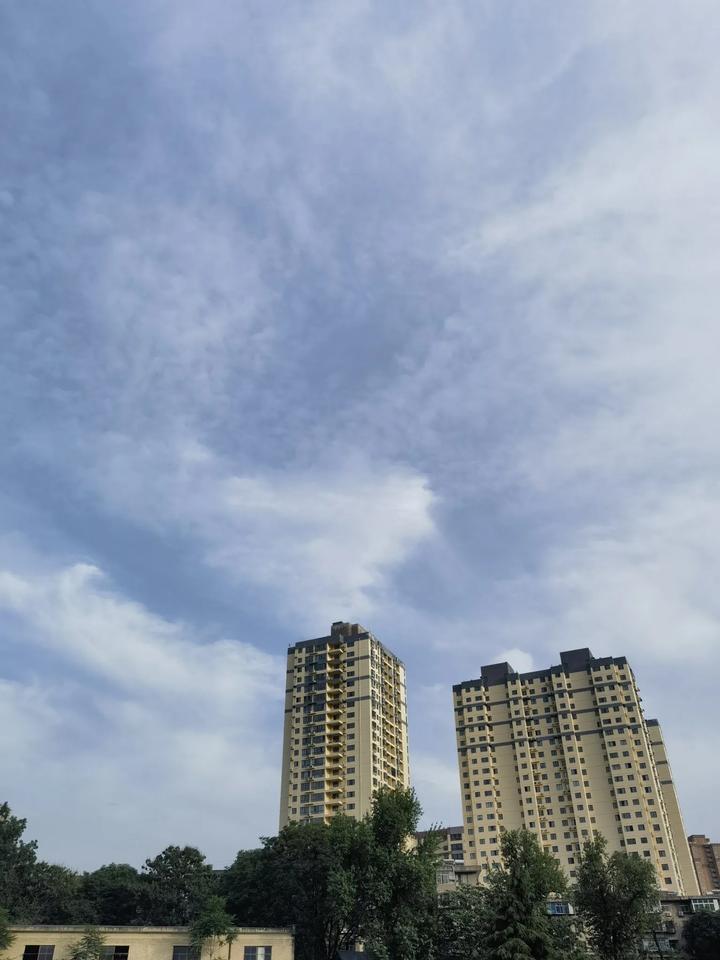 西安景物随手拍西安的天空很蓝