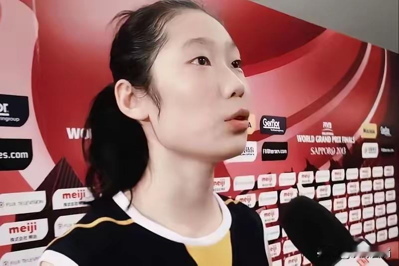 朱婷以7891.4分登顶女排积分世界第一。奇怪国内很安静啊，没有看到国内媒体和排