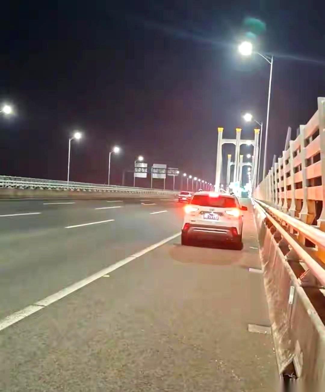 一笔账，算了20年。20年青春，换20万存款。目标，一套房。交易的终点，不是