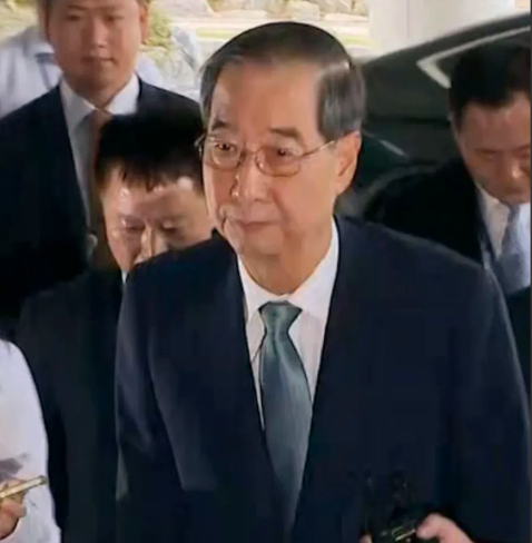 这次韩国内乱案的调查显然比3月份宪法法院驳回弹劾时复杂得多。特检组发言人朴智英指