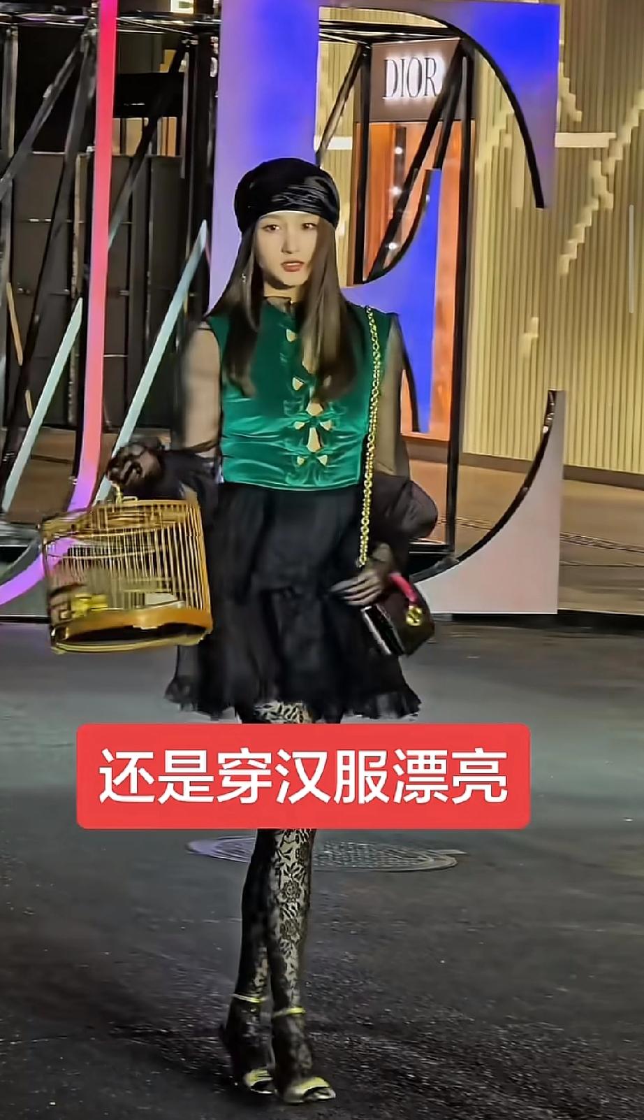 有个疑惑，关晓彤是被河南卫视选中，还是硬塞进去的呢？作为中原文化复兴代表的